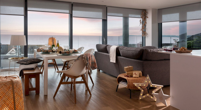 Festive Cornwall beach breaks