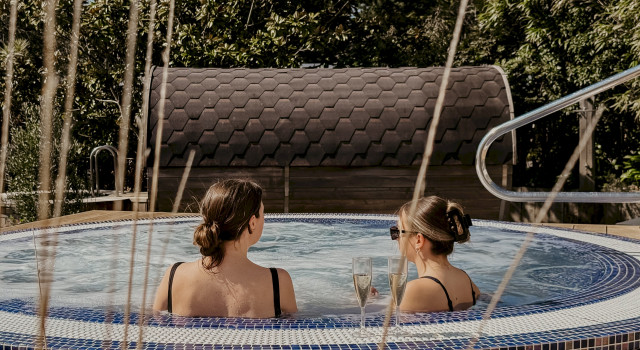 Spa Sundaze 