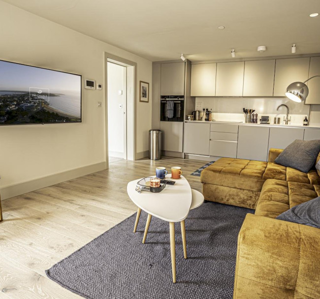 Captains Apartment 7